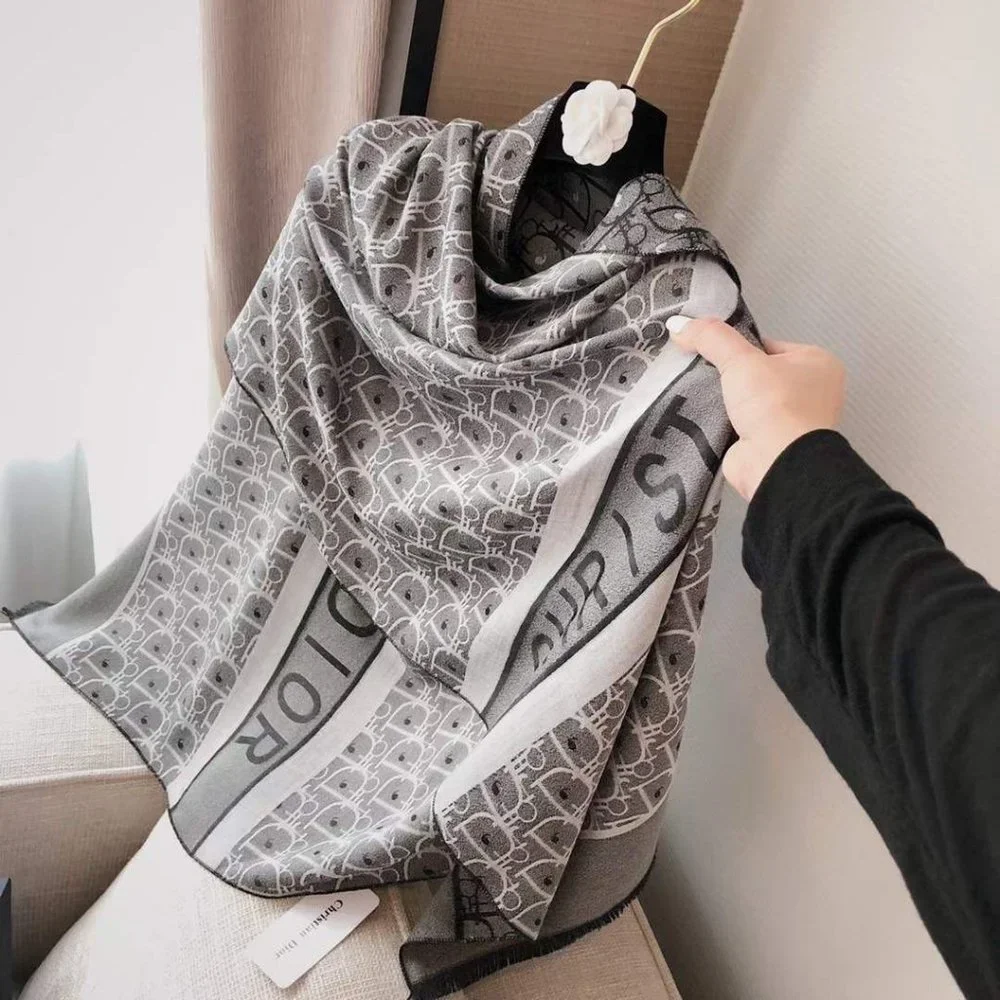 💎✨AUTHENTIC✨💎Dior scarf